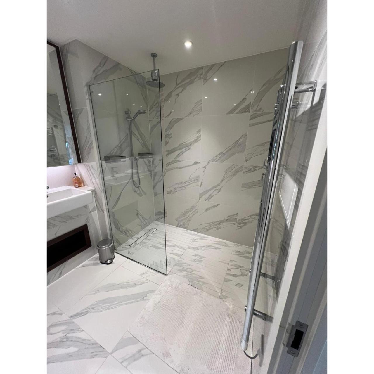 F9-Fantastic 2 Bedroom Flat In Nw3! Londra Esterno foto