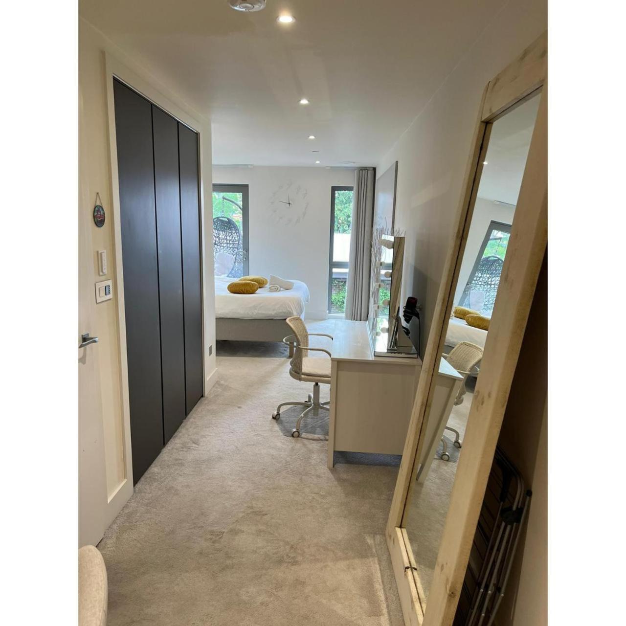 F9-Fantastic 2 Bedroom Flat In Nw3! Londra Esterno foto